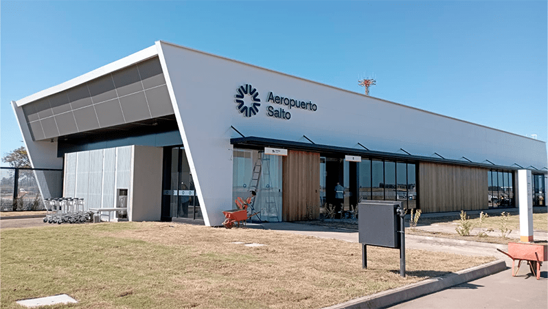 Aeropuerto Internacional de Salto